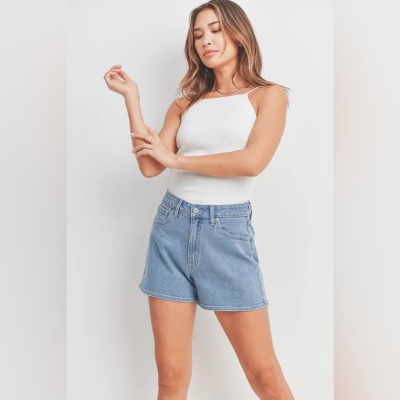 High Rise Mom Shorts - Medium Wash - Picture 1 of 8